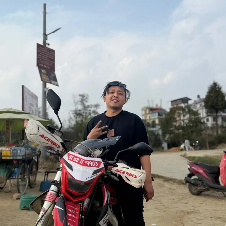 @nishoolxettri