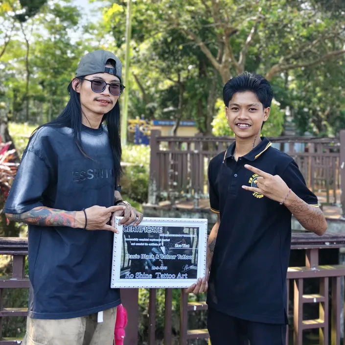 @zwe.paing851