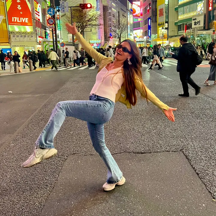 @rosuroshani