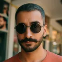 @moustachee80