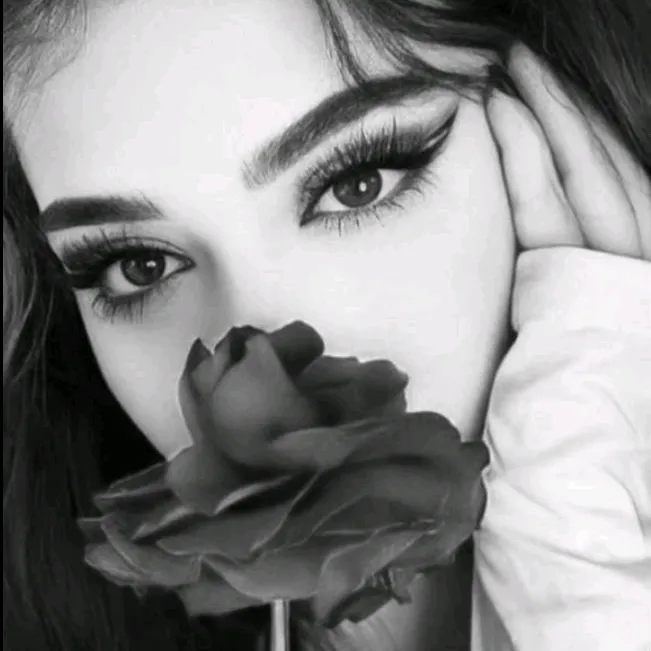 @q_u_e_e_n.03