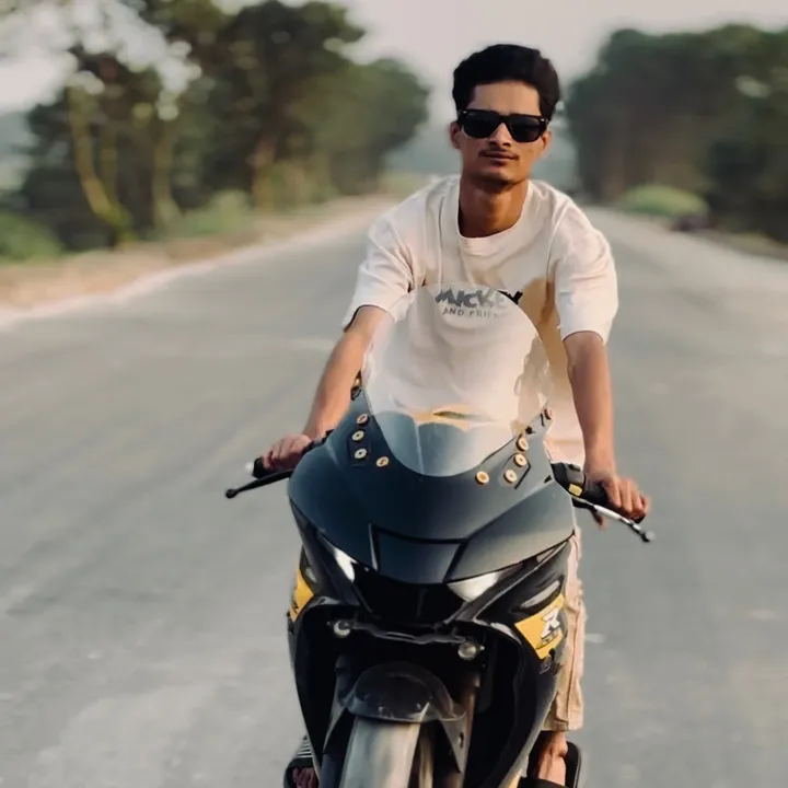 @sujay_100