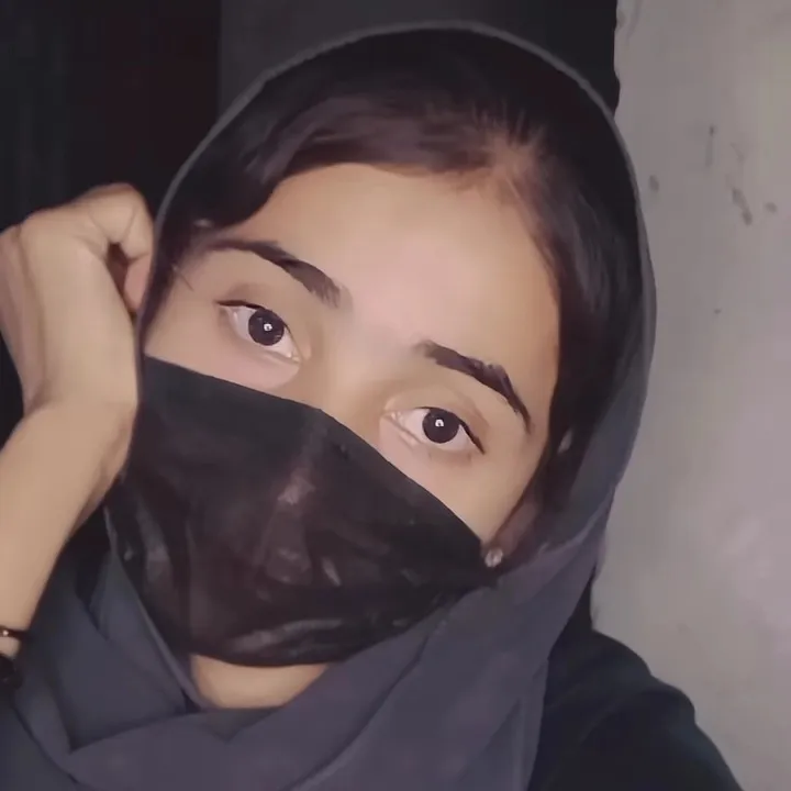 @ayeshi1234561