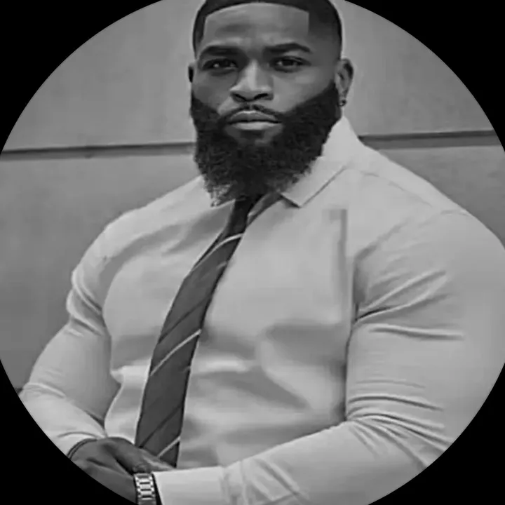 @realvillian_