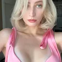 @laurieanncc