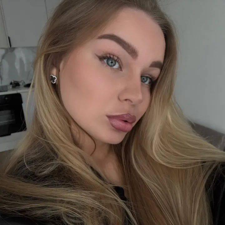 @nikakurakinaa_