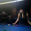 @laureeannv