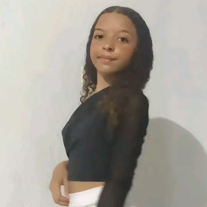 mariahozana_1