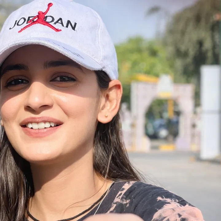 @noorayan_10