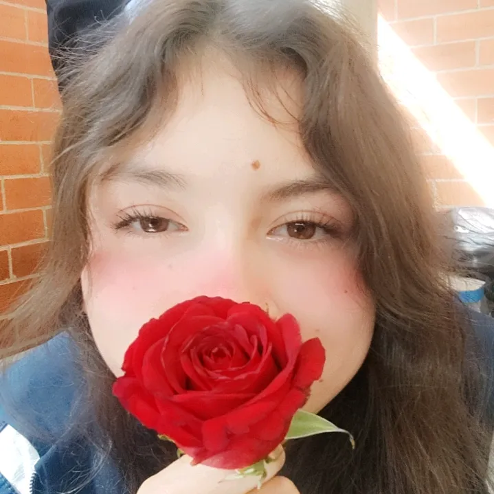 @.angelica003