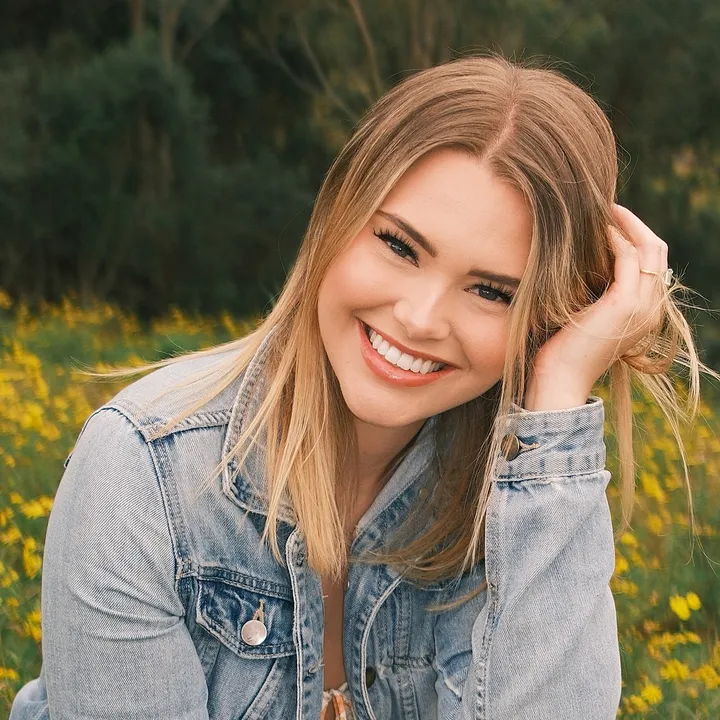 @roryeliza