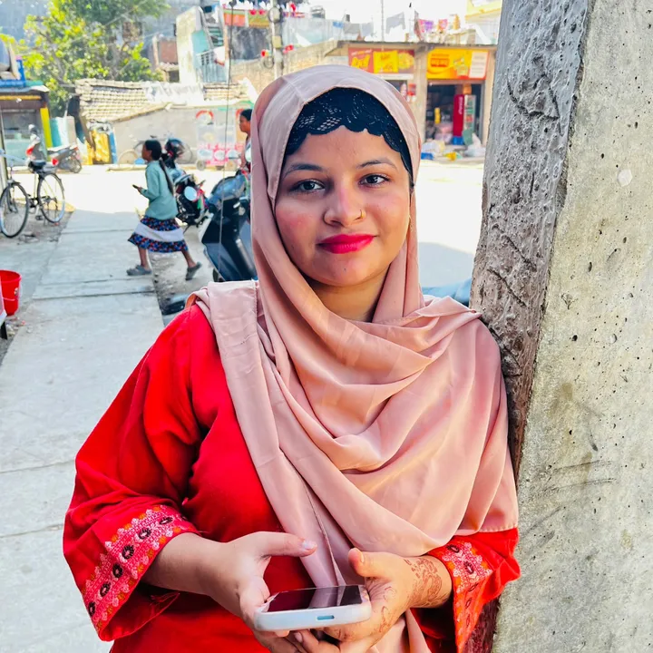 @aayushikhan1