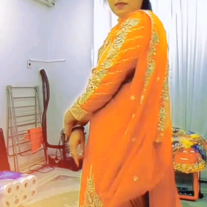 kaur...njdj