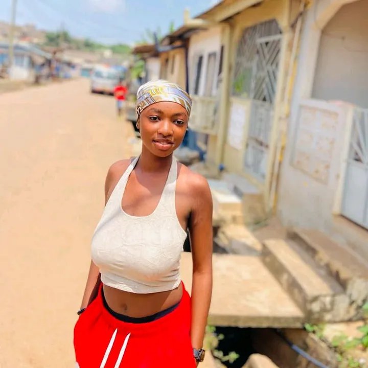 @pretty_efya007