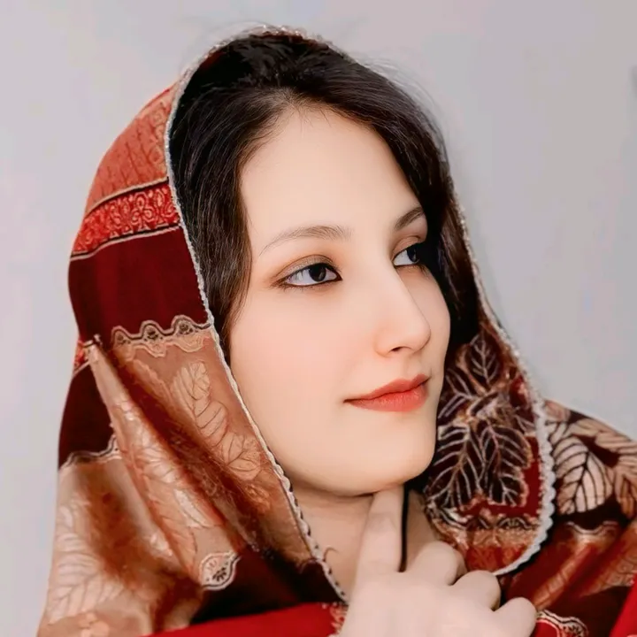 @ayeshagg070
