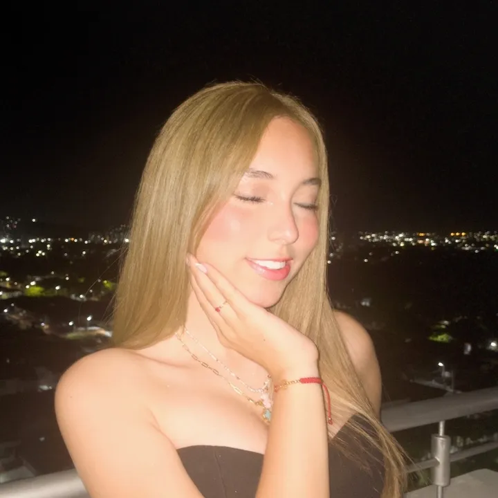 @kisss_annita