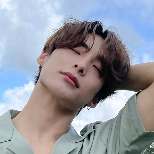 @junheesmoon