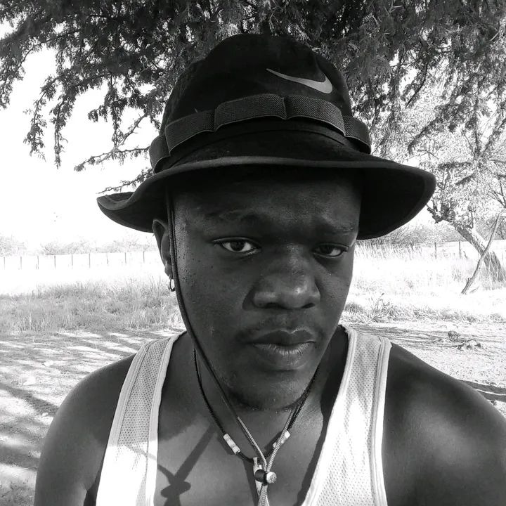 @nhlakaniphomadon1