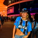 @_isabelademello