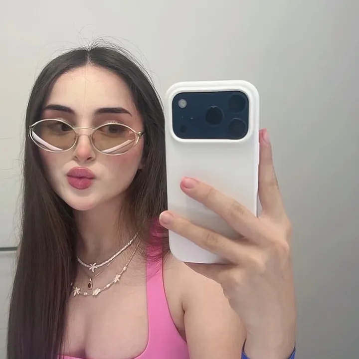 @camilacaazr