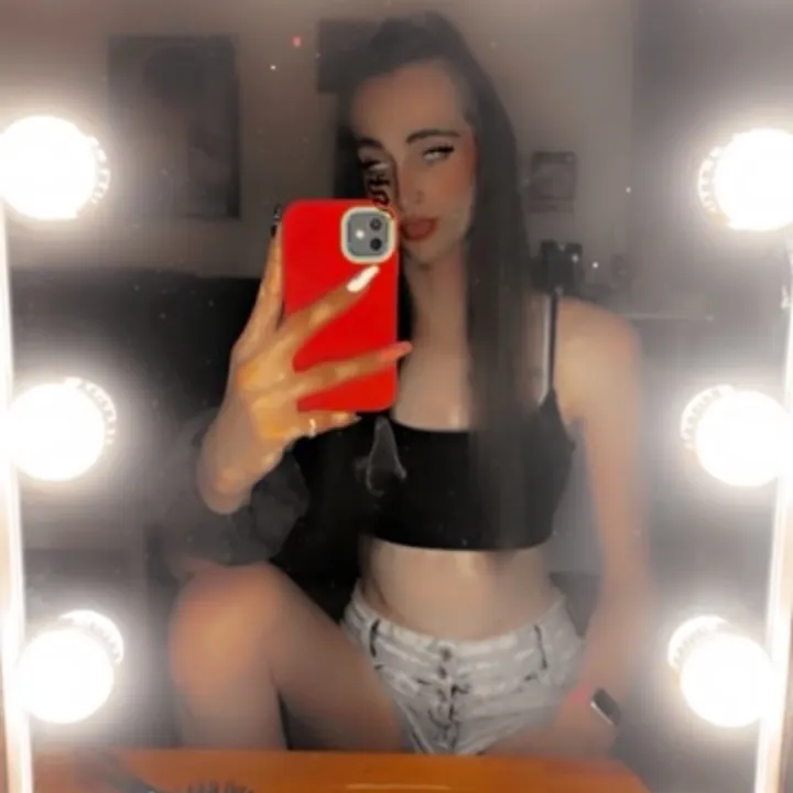 @laylahrosecahill