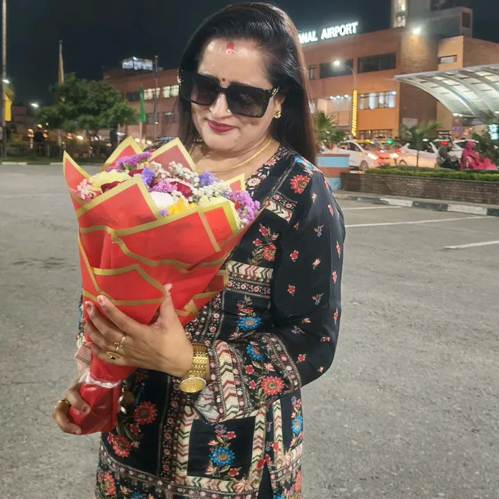 @_grishma
