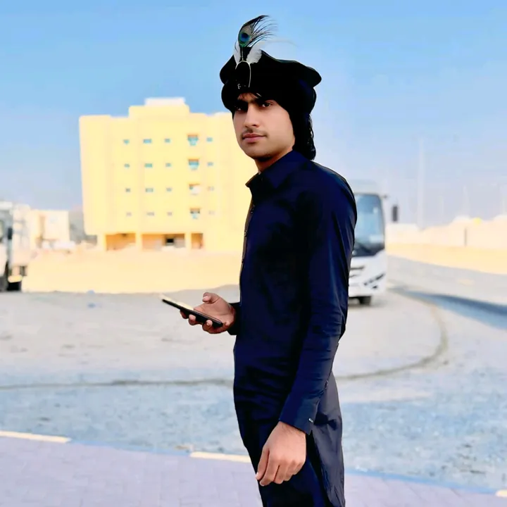 romikhan.804
