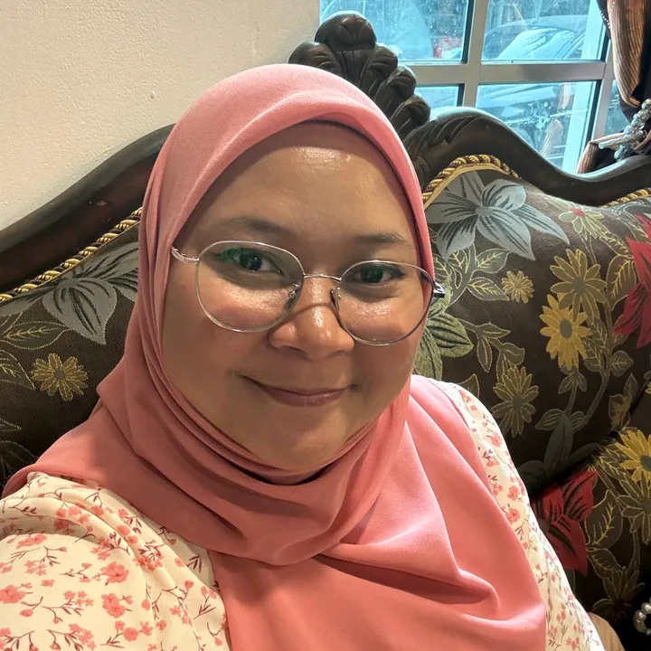 @syuhadahmdyusoff