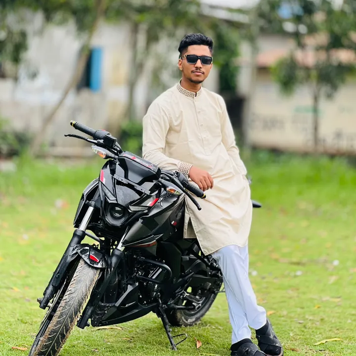 itsriayz12043