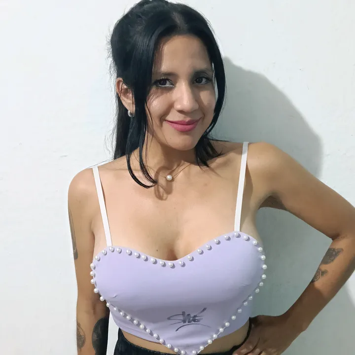 @aleliluevano