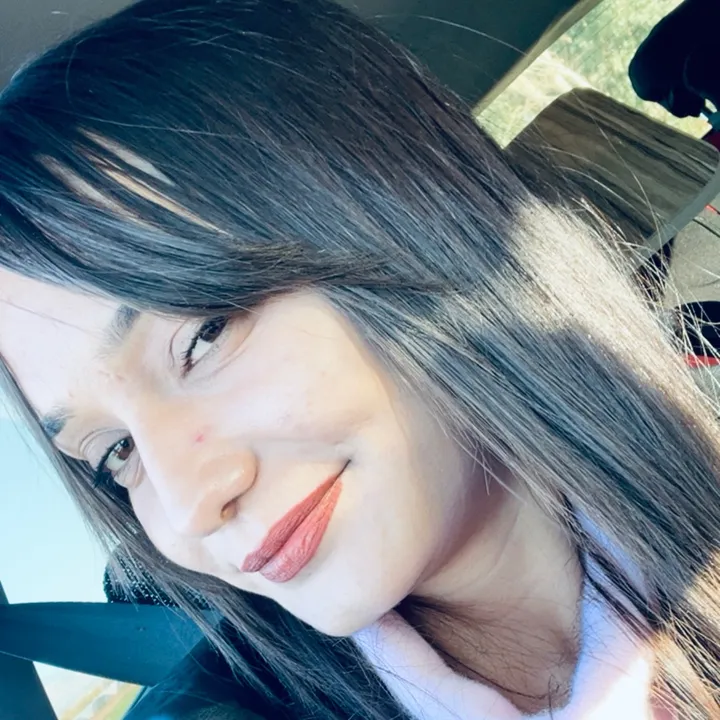 emine_nur_gltn