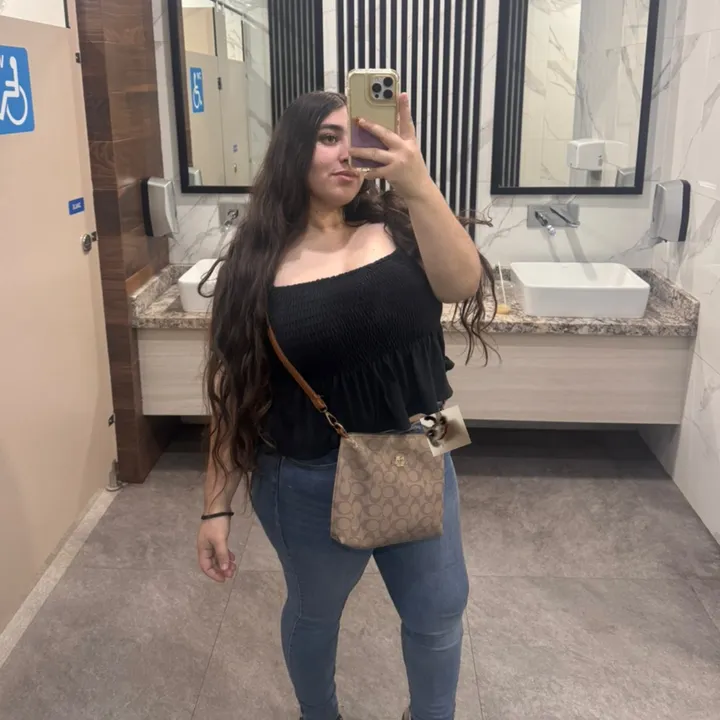 @angela_lugo16
