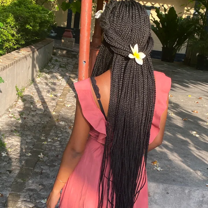 @actricenika02
