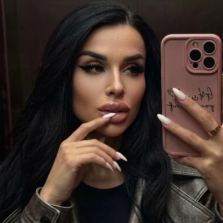 @aleksandrakamskih