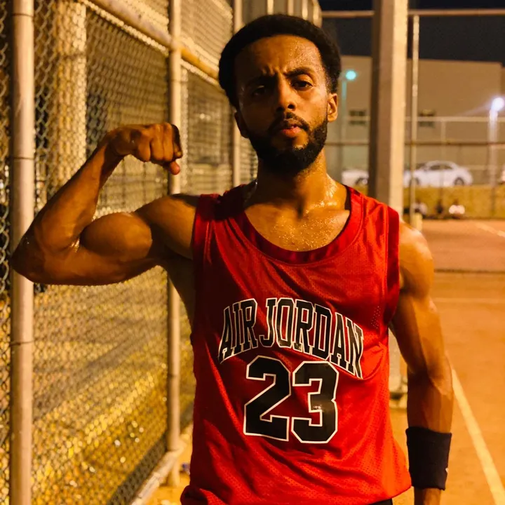 @zachvibes23