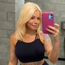 @lillydani