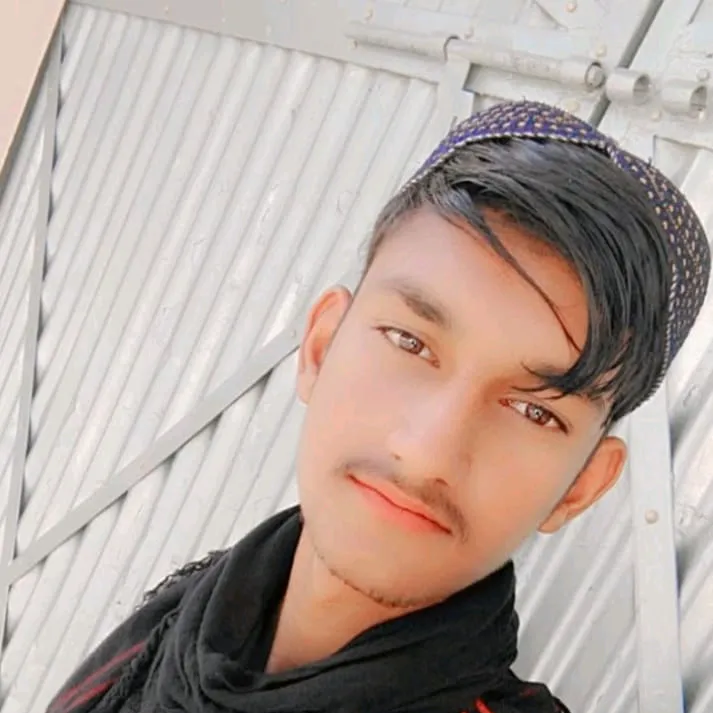 nisha_pomi_333