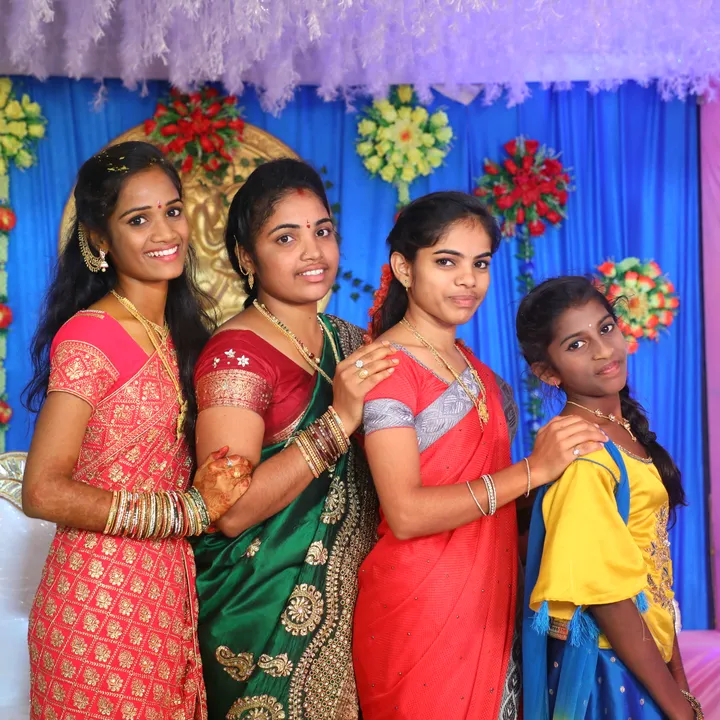 @swaps__love__giri