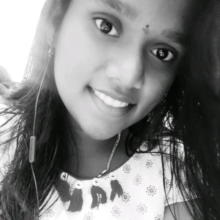 @smile_queen_lakshmi