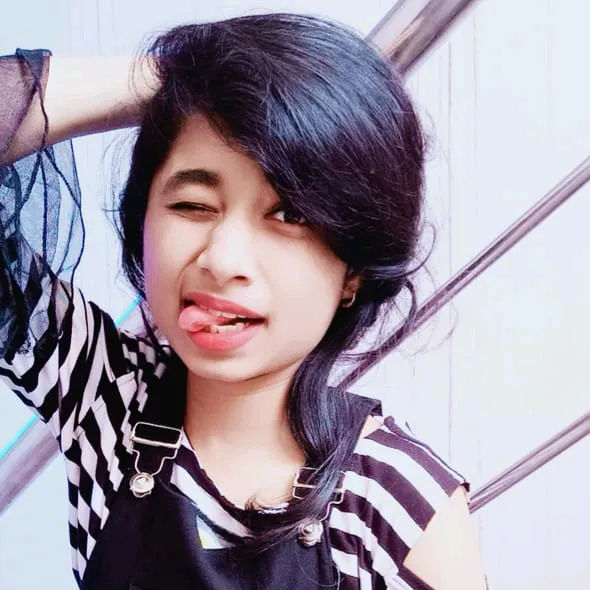 @twinkle_isha14
