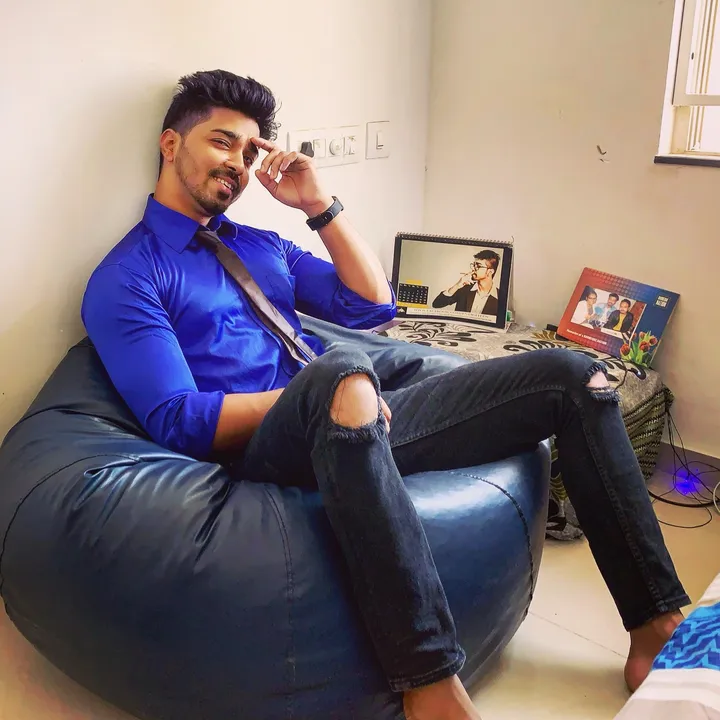@im_himansh