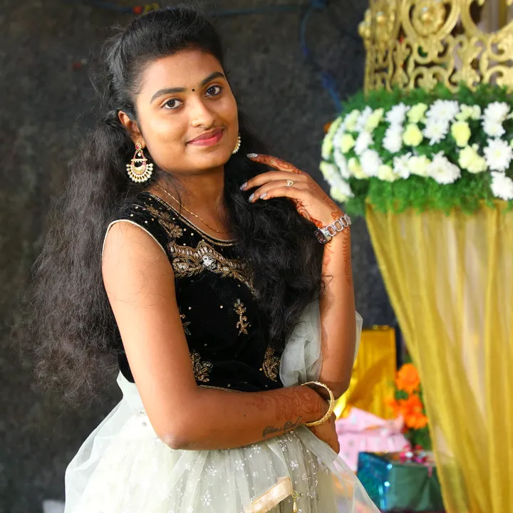 @devil_queen_chandana