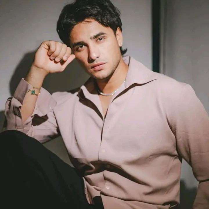 @abhishaksharma__4
