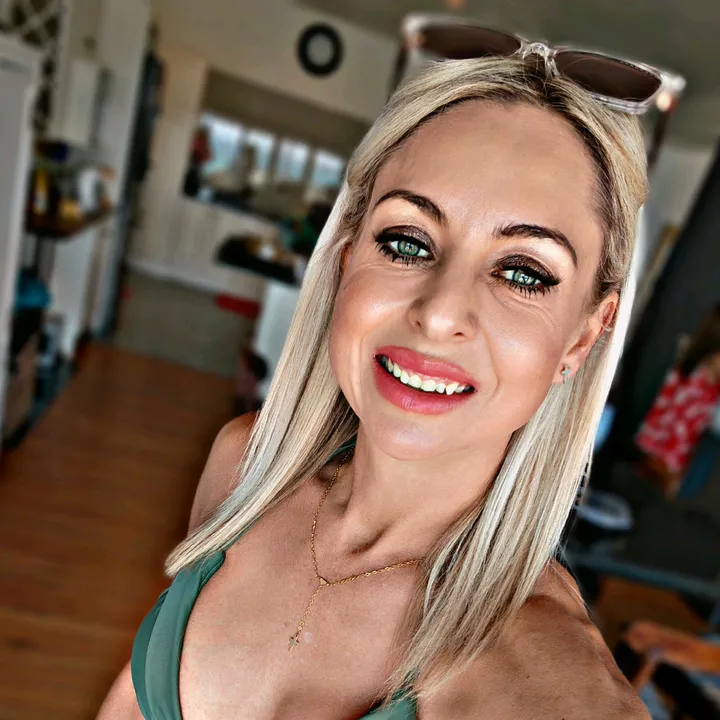janine_justme