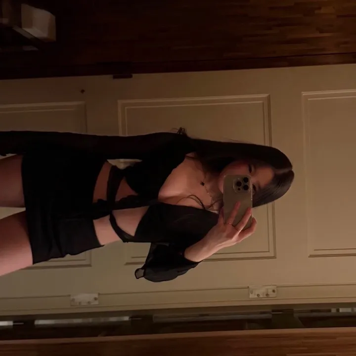 @isabellatang_