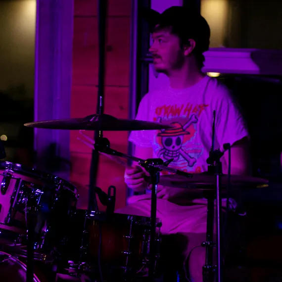 @jesseplaysdrumss