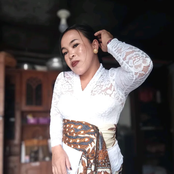 ni.kadek.suriantini23