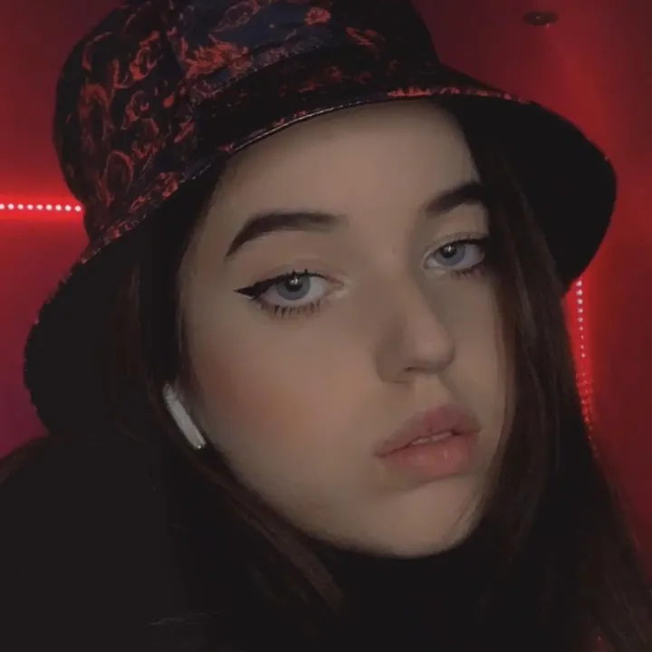 @lizzzaa___