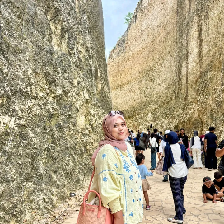 shafiraadelia23
