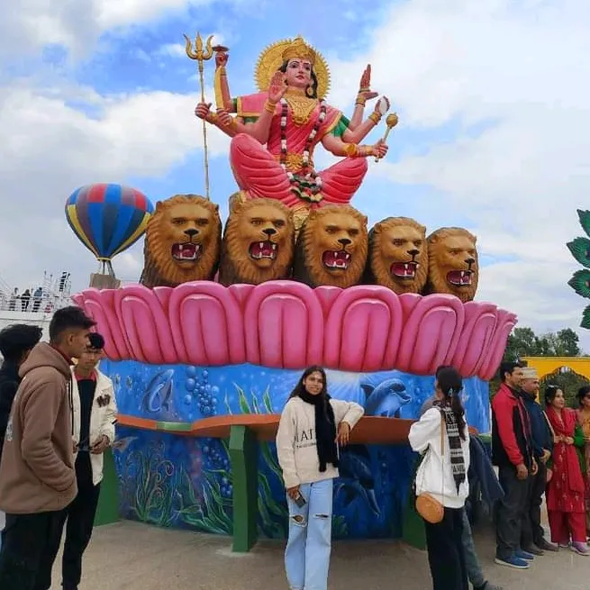 @gayatri__12